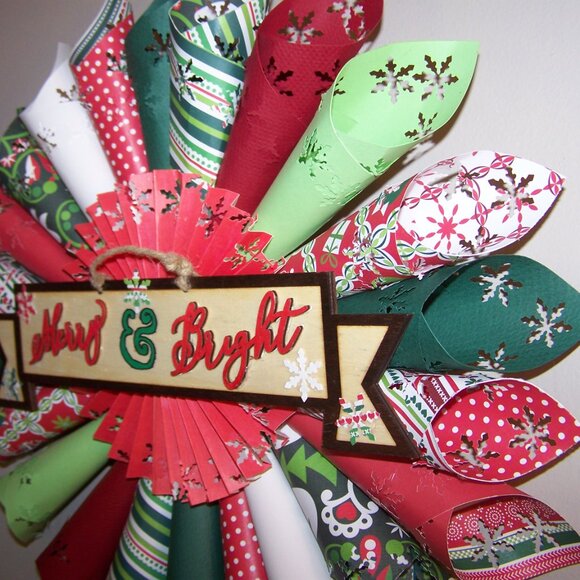 18" Merry & Bright Holiday Handmade Paper Wreath - Picture 3 of 3